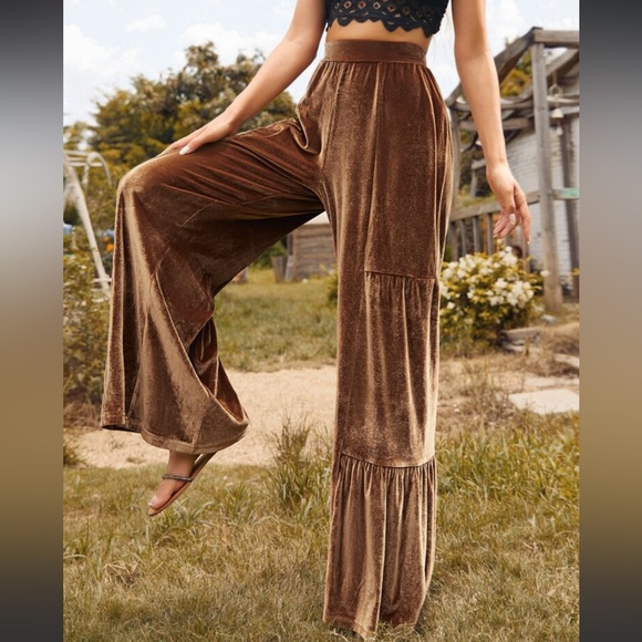Luxe Velvet Wide Leg Palazzo Pants - Picture 2 of 8